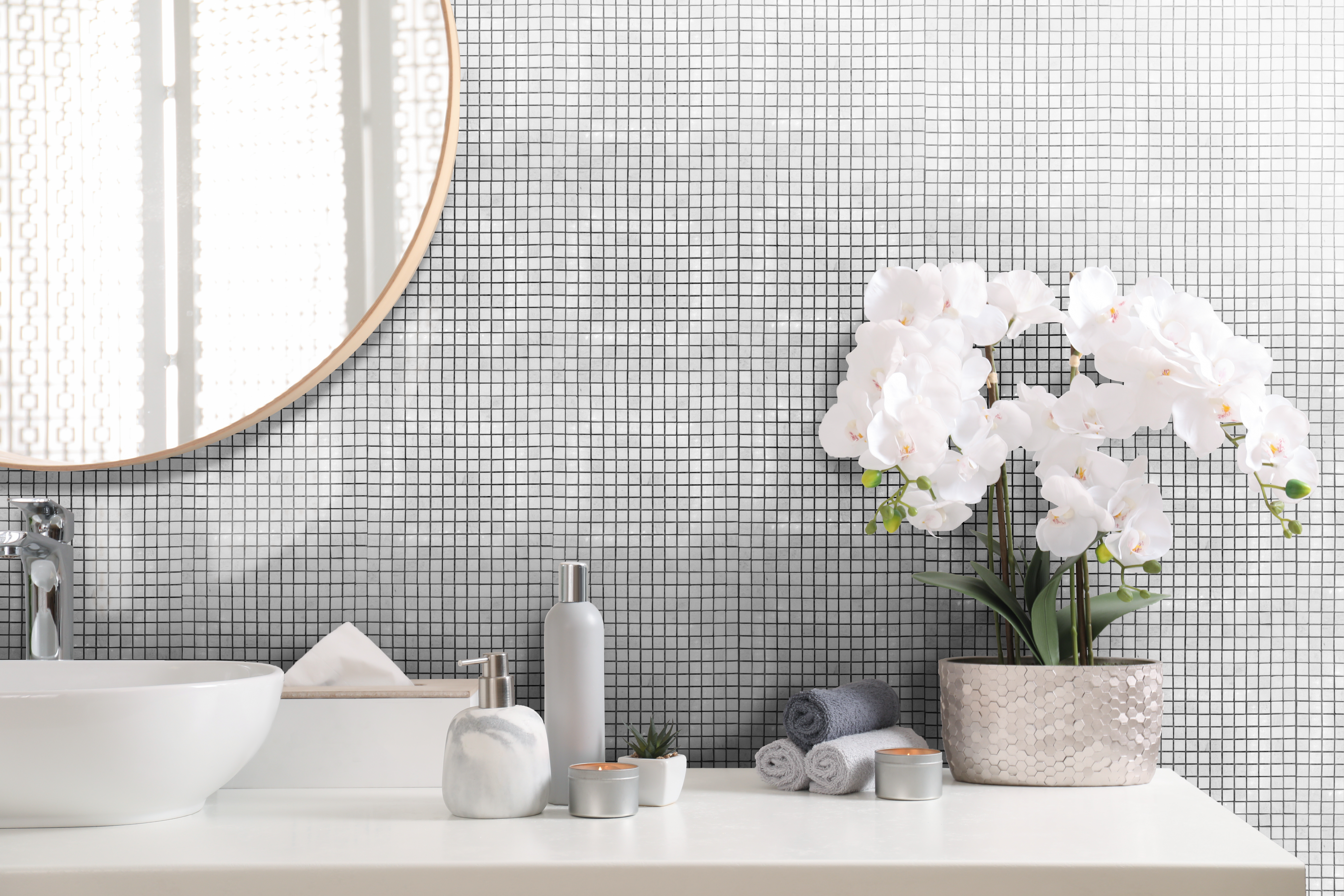 Bathroom with Sink and Decor White Thassos Micro Marble