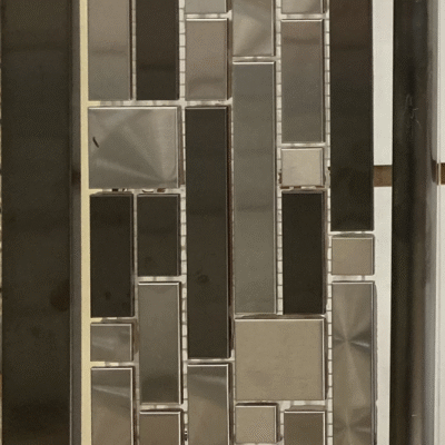 Gun Metal Bullnose – 526-131 | Gun Metal Flat – 526-132 | Mixed Metal Rockfall – 527-037